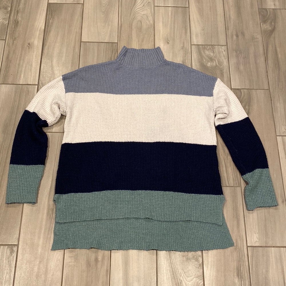 So sweater size L